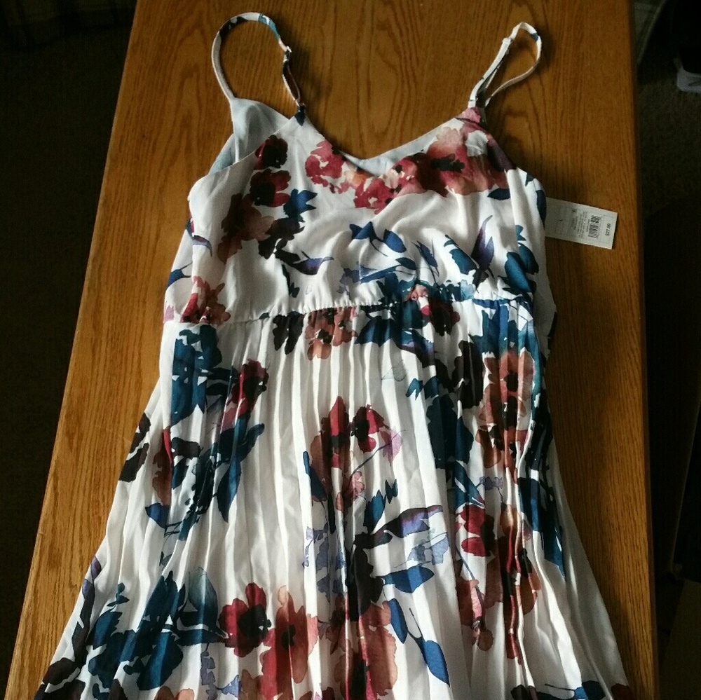 BNWT floral sundress